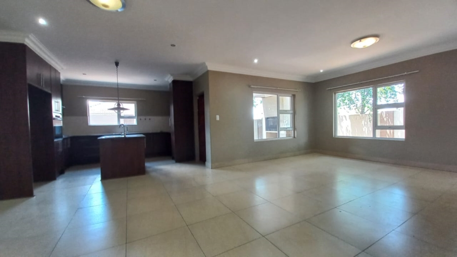 To Let 4 Bedroom Property for Rent in Lilyvale Estate Free State